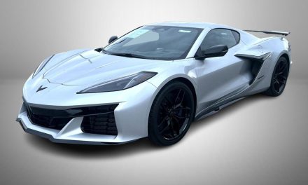 Mobil Chevrolet Corvette Z06 Bathurst 12 Hour Special Edition