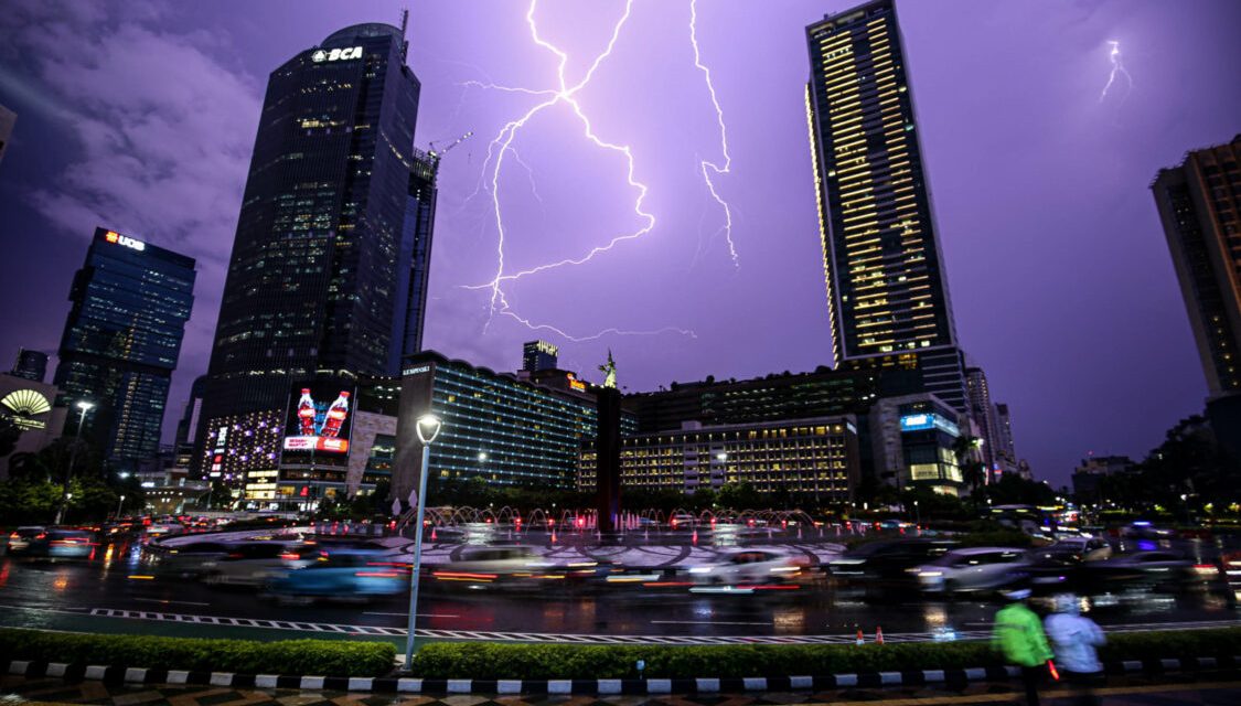 BMKG Keluarkan Peringatan Dini Hujan Lebat Dan Petir