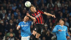 Napoli Amankan Posisi Puncak Setelah Menang Atas AC Milan