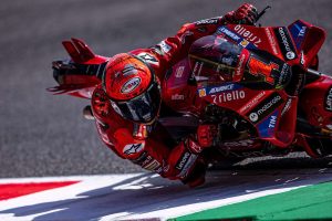 Francesco Bagnaia Bidik Pole Position Usai Latihan Bebas Kedua
