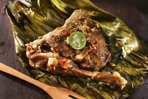 Bebek Songkem Madura: Teknik Masak Unik Tanpa Air Dan Minyak