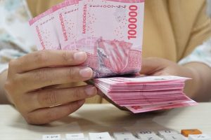 Rupiah Melemah, Cadangan Devisa RI Merosot Selama 5 Bulan