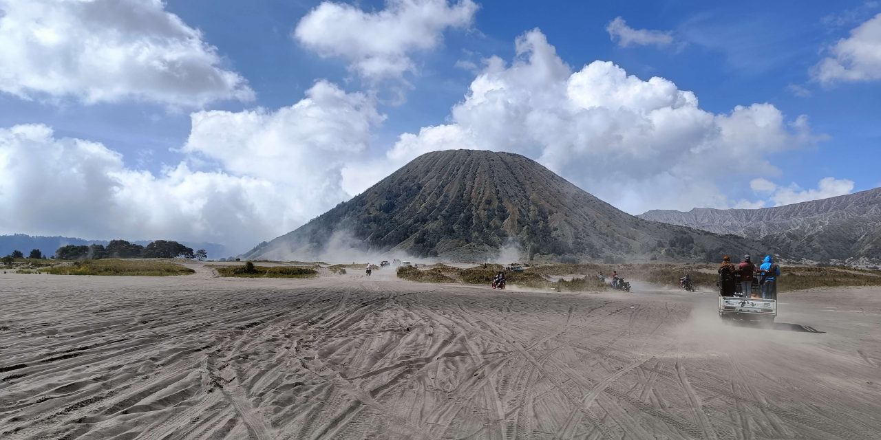 Kawasan Bromo Tingkatkan Pengelolaan Kendaraan Wisata