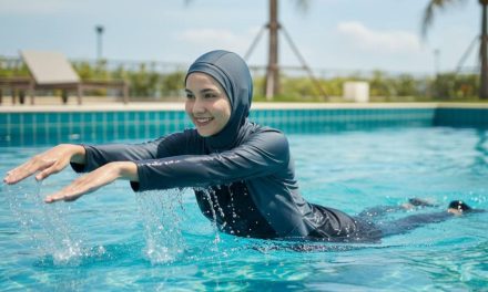 Waspada Ruam Kulit: Jangan Pakai Baju Renang Terlalu Lama