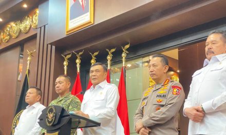 Polda Metro Dan TNI Tegaskan Narasi Demo Agustus Hoaks