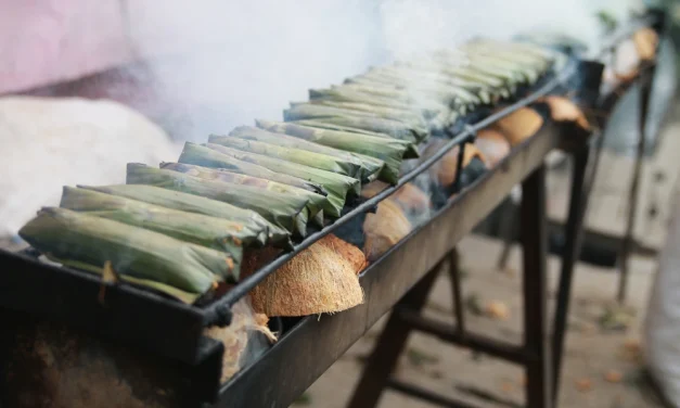 Kolo Manggarai: Kelezatan Nasi Bakar Bambu Khas Flores NTT