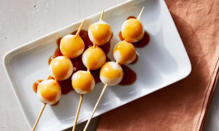 Uniknya Dango Khas Jepang Kudapan Wajib Saat Hanami
