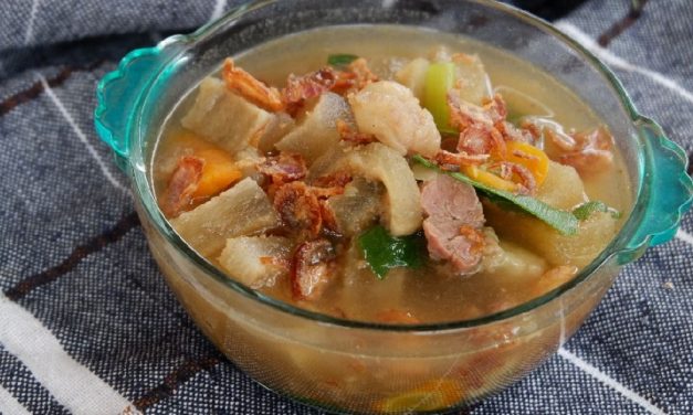 Sup Kikil Khas Surabaya: Olahan Kikil Sapi Empuk Gurih Segar